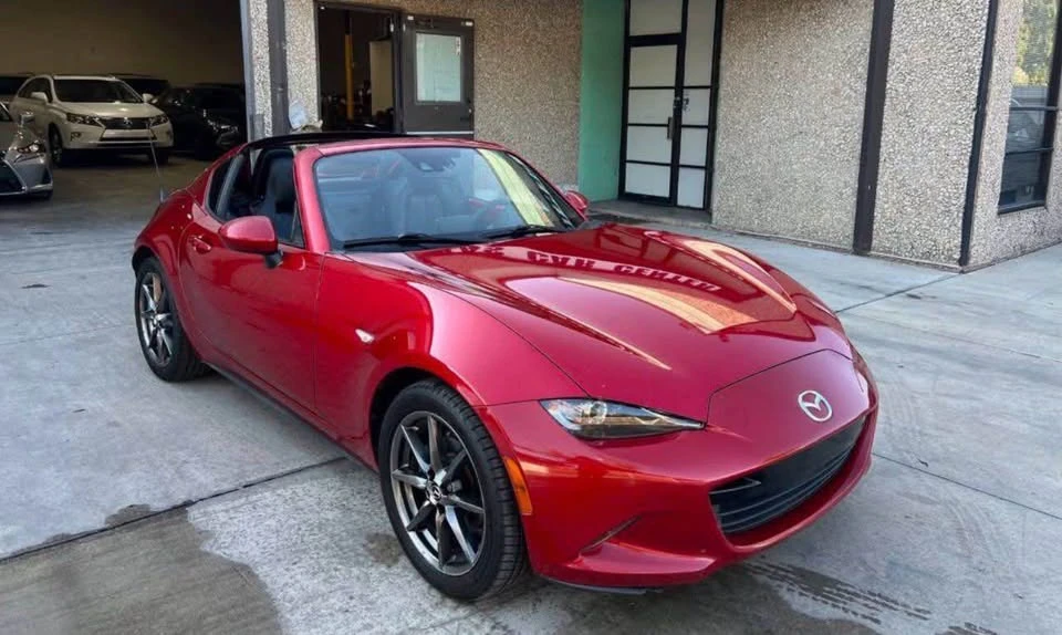 2017 Mazda ND MX-5 Miata - Image 2 of 3