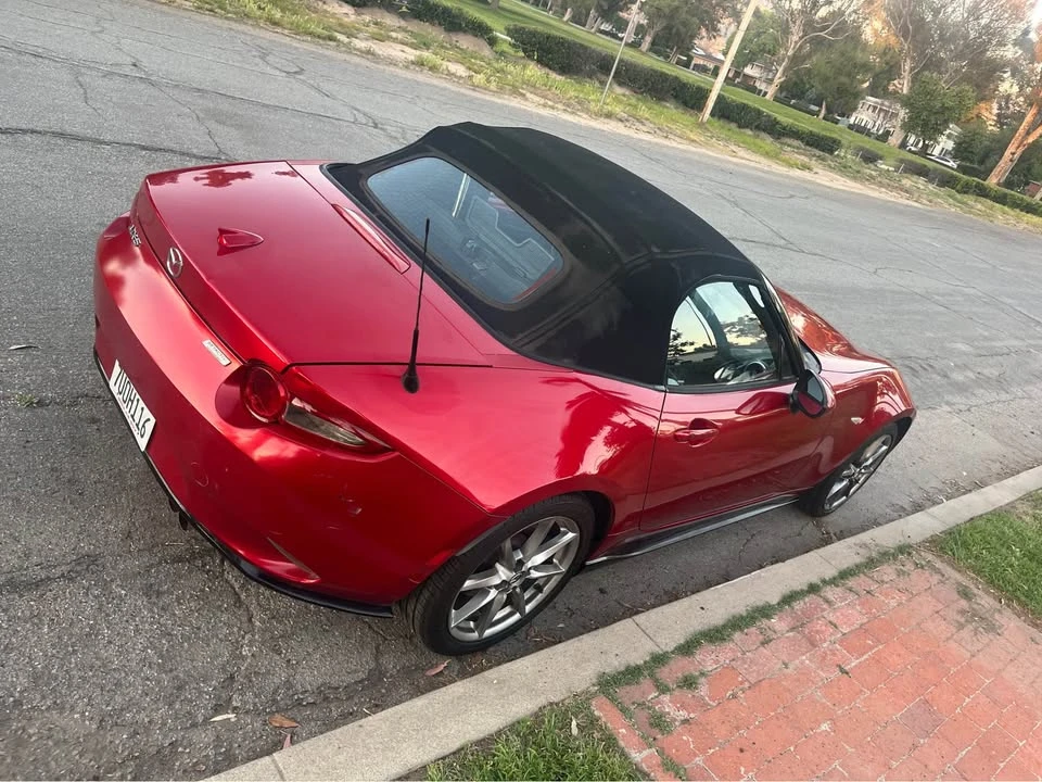 2017 Mazda ND MX-5 Miata - Image 4 of 5