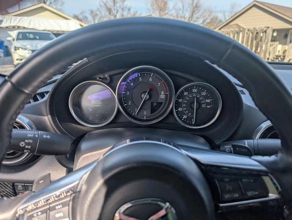 2017 Mazda ND MX-5 Miata - Image 4 of 8