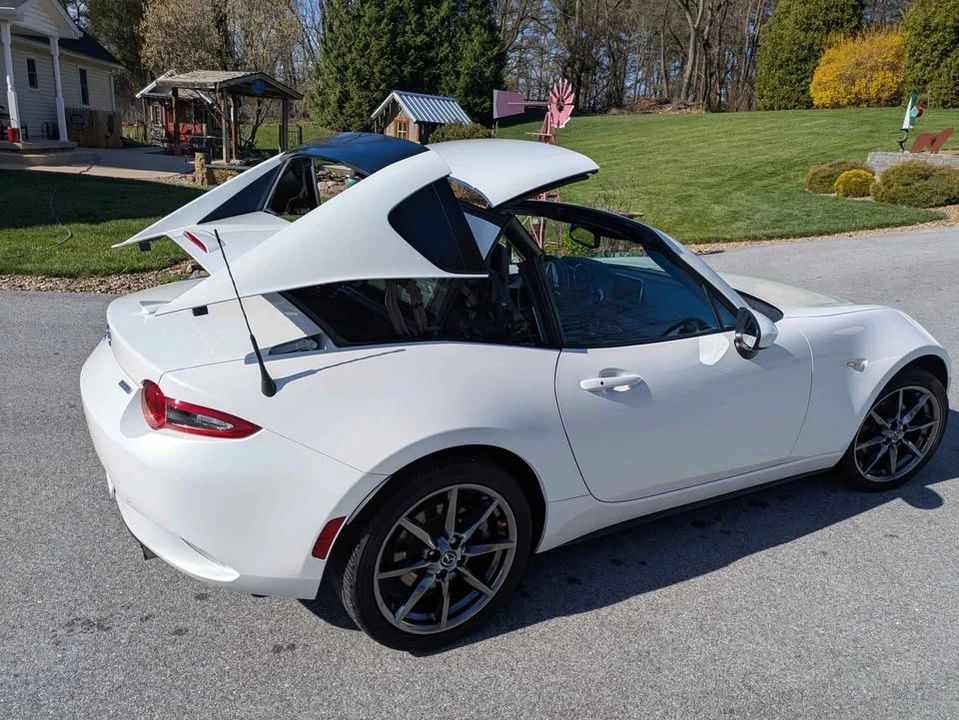 2017 Mazda ND MX-5 Miata - Image 11 of 13