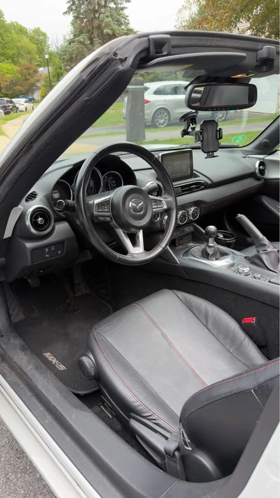 2017 Mazda ND MX-5 Miata - Image 2 of 6