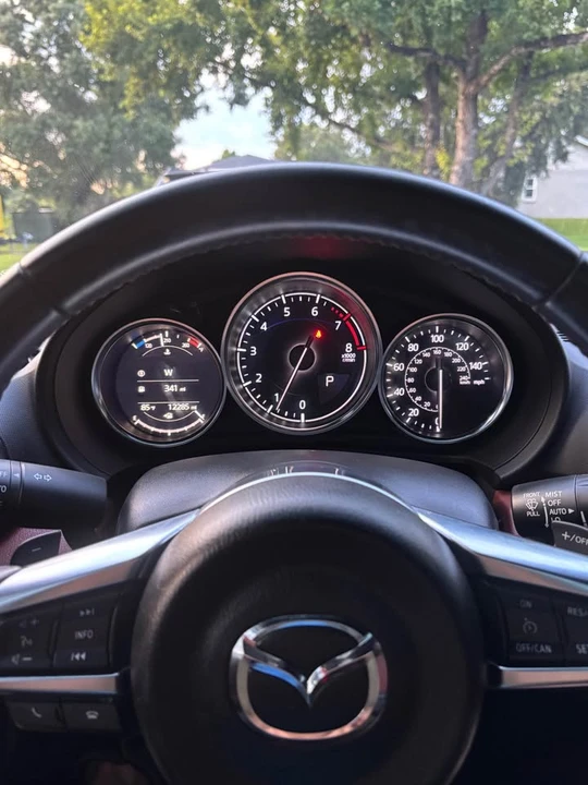 2017 Mazda ND MX-5 Miata - Image 8 of 11