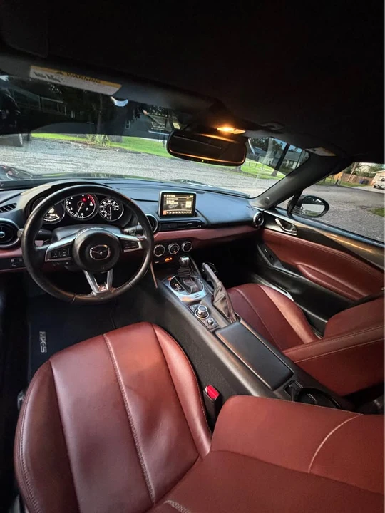 2017 Mazda ND MX-5 Miata - Image 9 of 11
