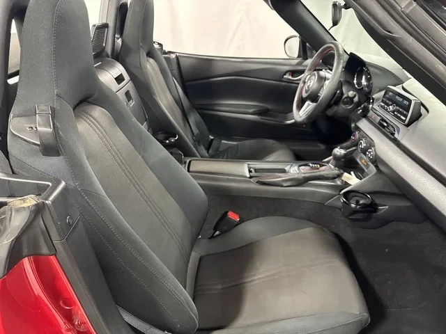 2017 Mazda ND MX-5 Miata - Image 17 of 20