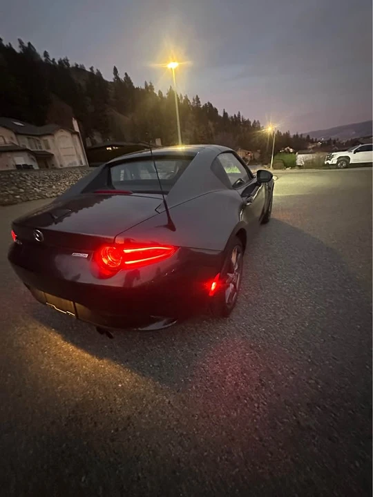 2017 Mazda ND MX-5 Miata - Image 4 of 8