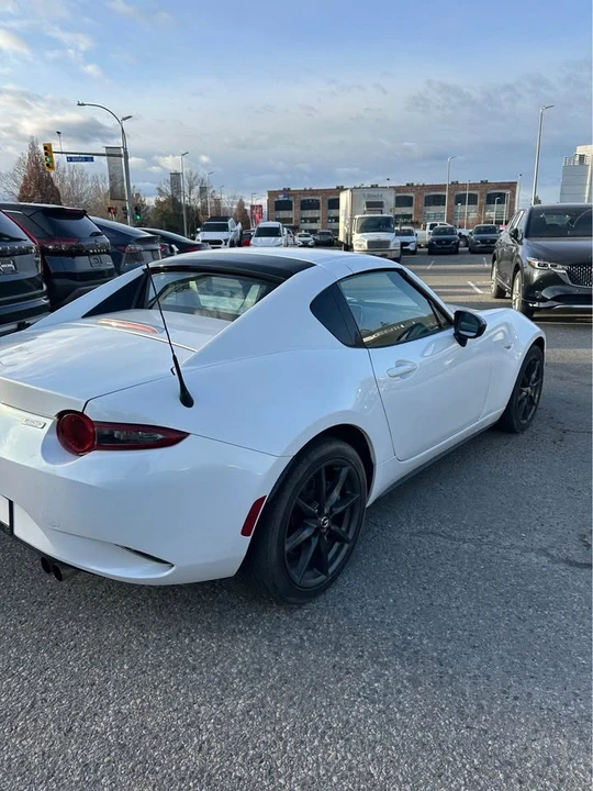 2017 Mazda ND MX-5 Miata - Image 4 of 8