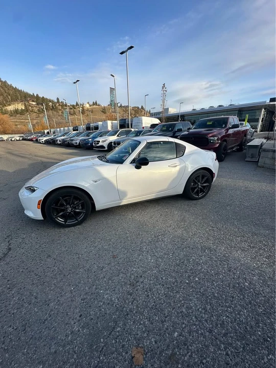 2017 Mazda ND MX-5 Miata - Image 2 of 8