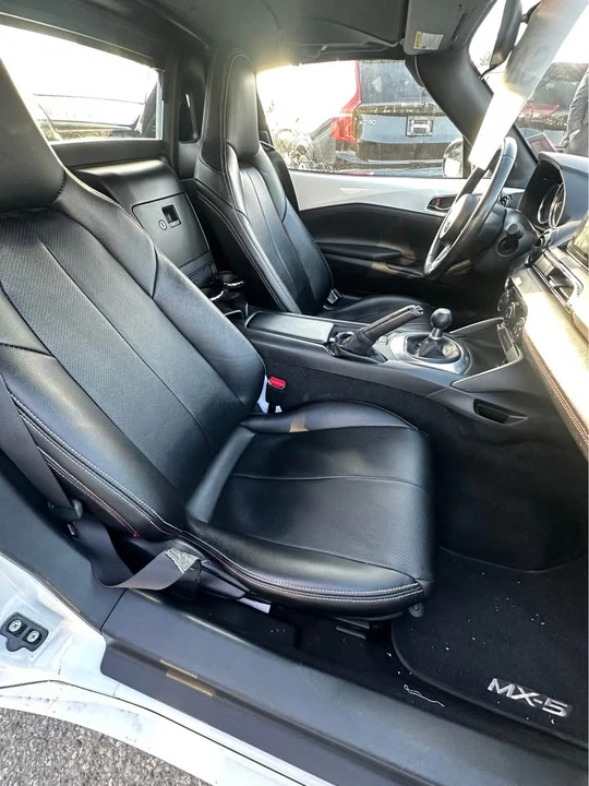 2017 Mazda ND MX-5 Miata - Image 7 of 8