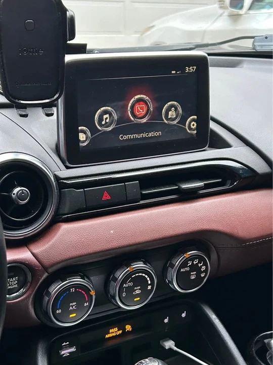 2017 Mazda ND MX-5 Miata - Image 5 of 11