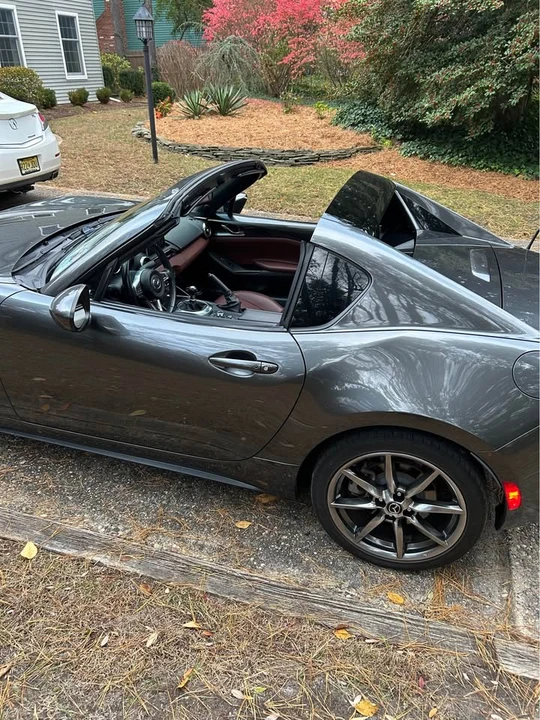 2017 Mazda ND MX-5 Miata - Image 10 of 11