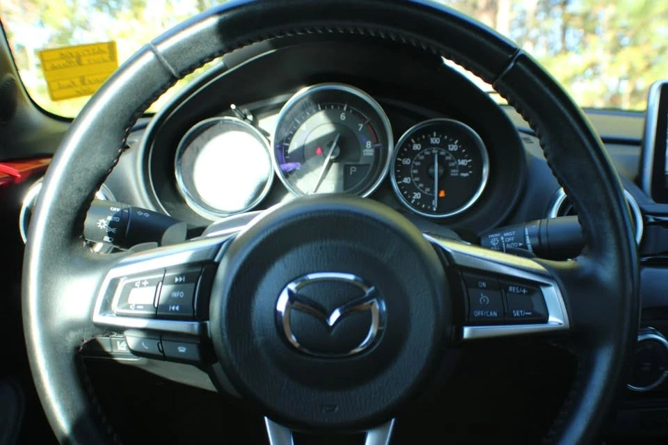 2017 Mazda ND MX-5 Miata - Image 4 of 14