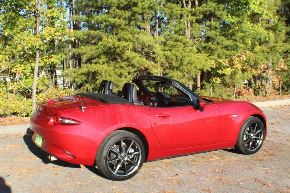 2017 Mazda ND MX-5 Miata - Image 13 of 14