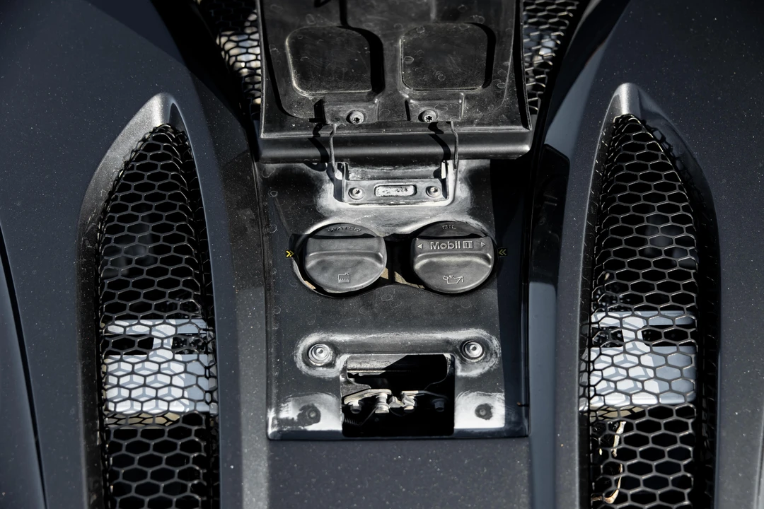 2017 McLaren 570S - Image 5 of 16
