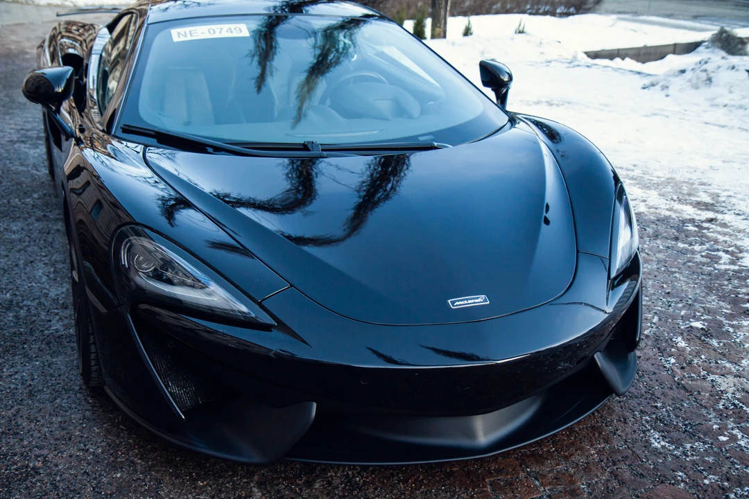 2017 McLaren 570S - Image 20 of 31