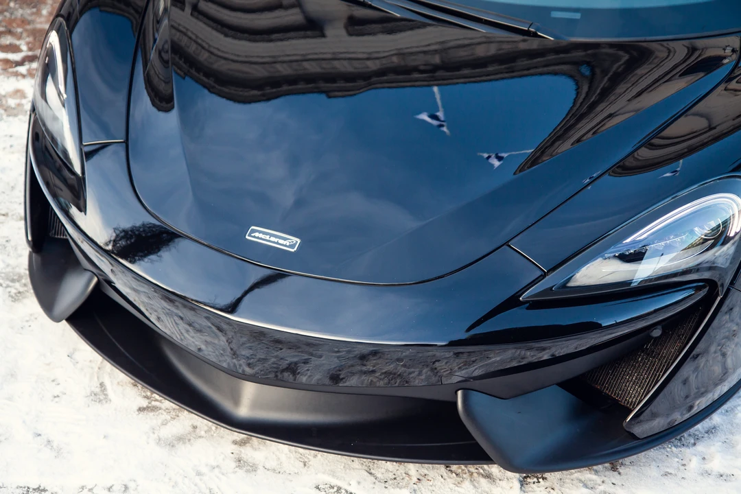 2017 McLaren 570S - Image 15 of 31