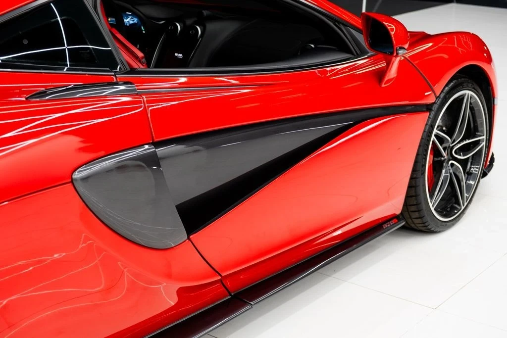 2017 McLaren 570 - Image 10 of 21