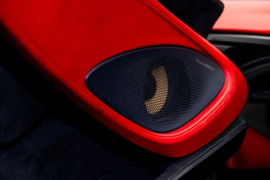2017 McLaren 570 - Image 16 of 21