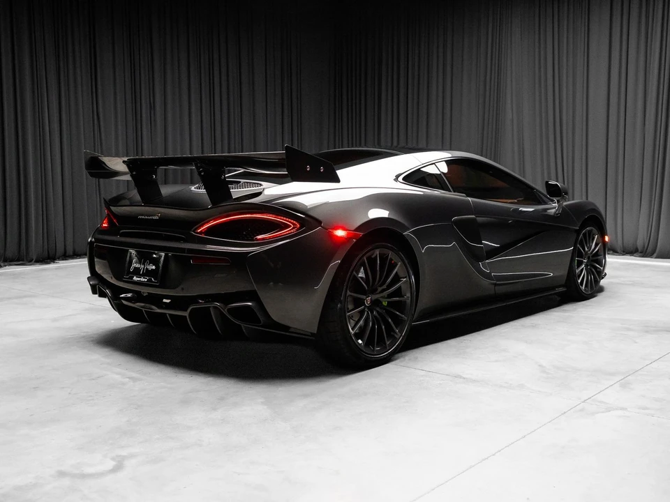 2017 McLaren 570S - Image 4 of 31