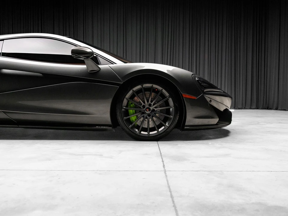 2017 McLaren 570S - Image 31 of 31