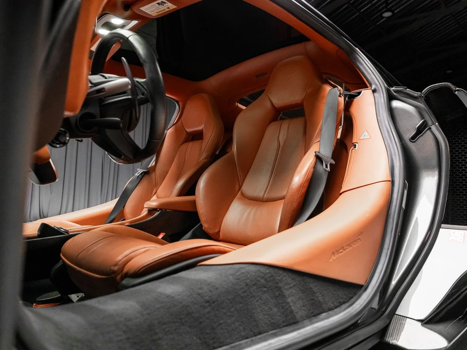 2017 McLaren 570S - Image 6 of 31