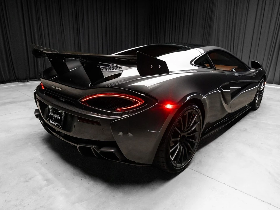 2017 McLaren 570S - Image 17 of 31