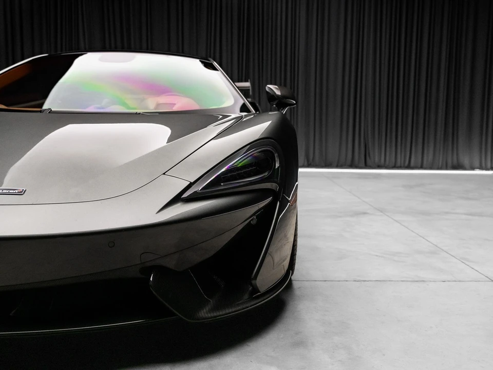 2017 McLaren 570S - Image 24 of 31