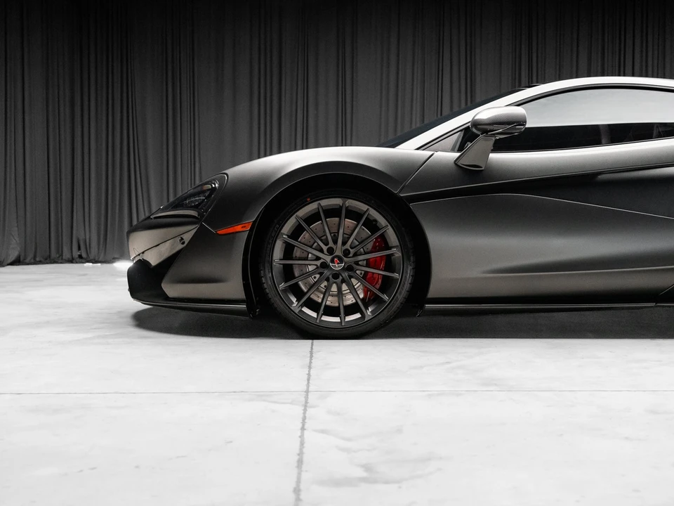 2017 McLaren 570S - Image 27 of 31