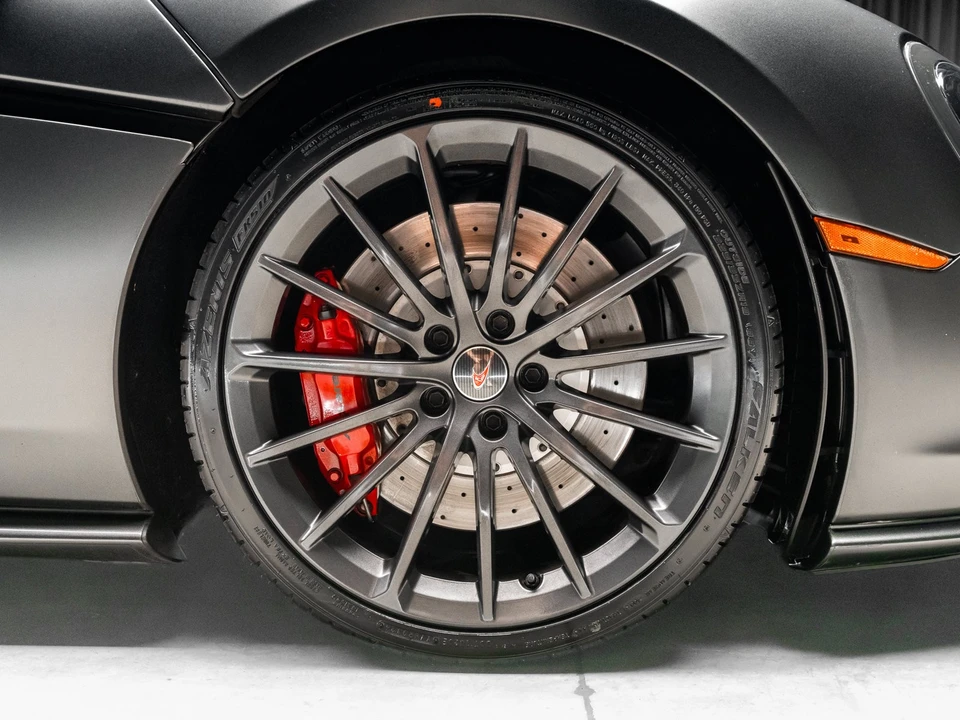 2017 McLaren 570S - Image 31 of 31