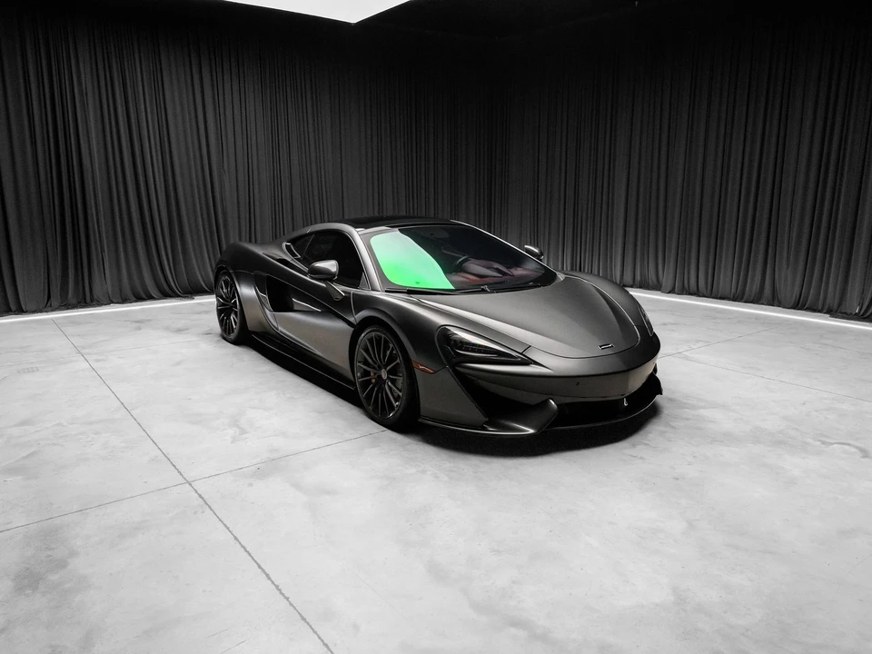 2017 McLaren 570S - Image 18 of 31