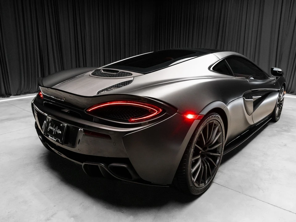 2017 McLaren 570S - Image 16 of 31