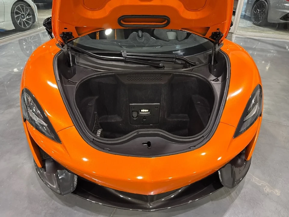 2017 McLaren 570S - Image 12 of 21