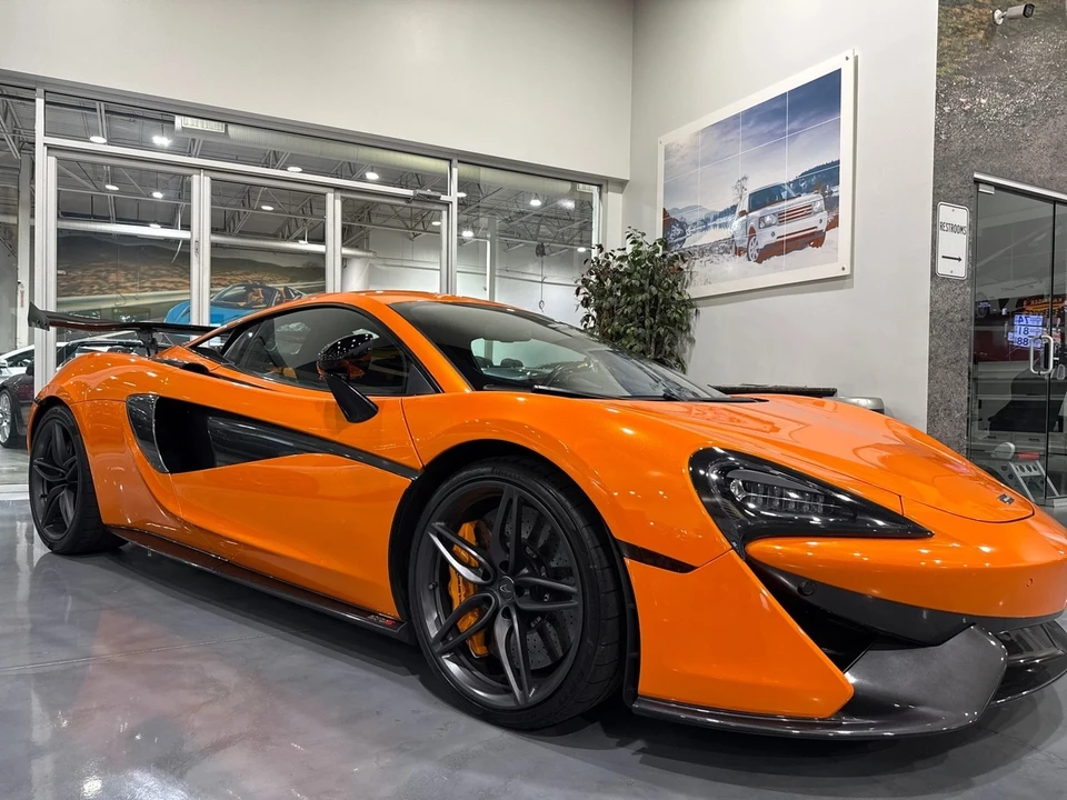 2017 McLaren 570S - Image 18 of 21