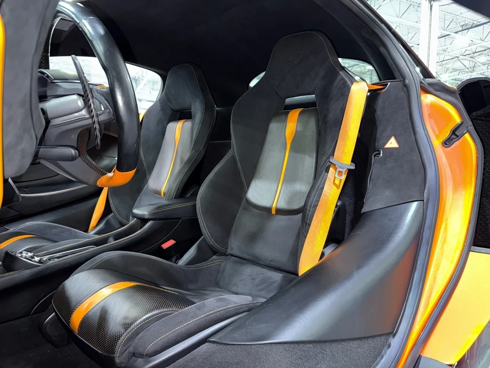 2017 McLaren 570S - Image 9 of 21