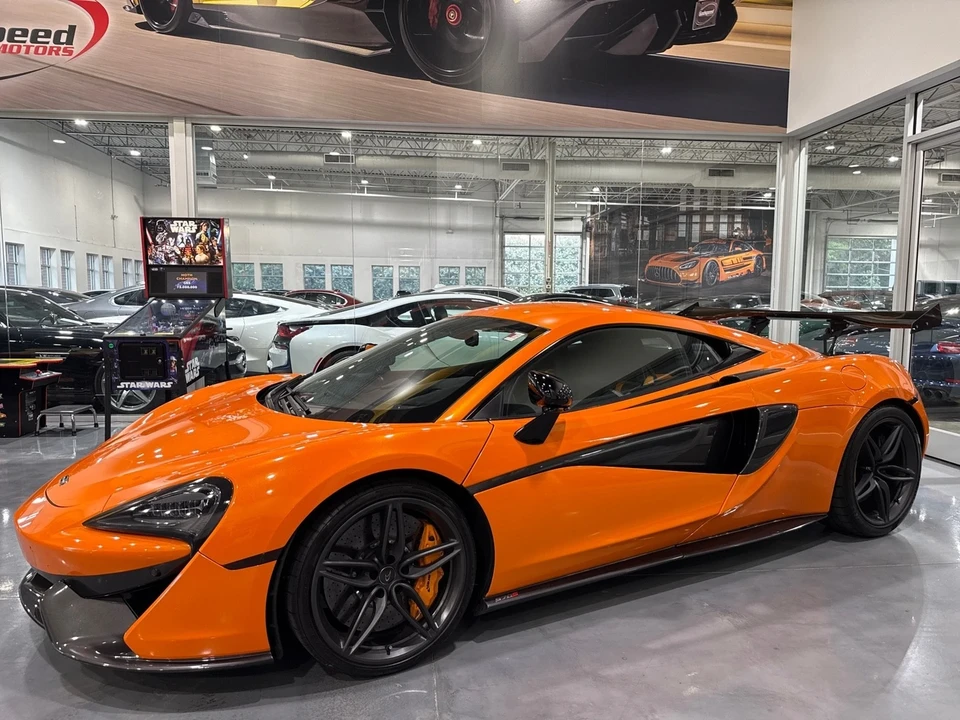 2017 McLaren 570S - Image 17 of 21