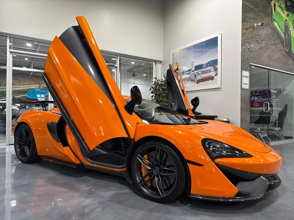 2017 McLaren 570S - Image 3 of 21