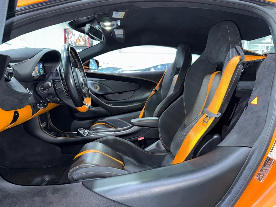 2017 McLaren 570S - Image 10 of 21