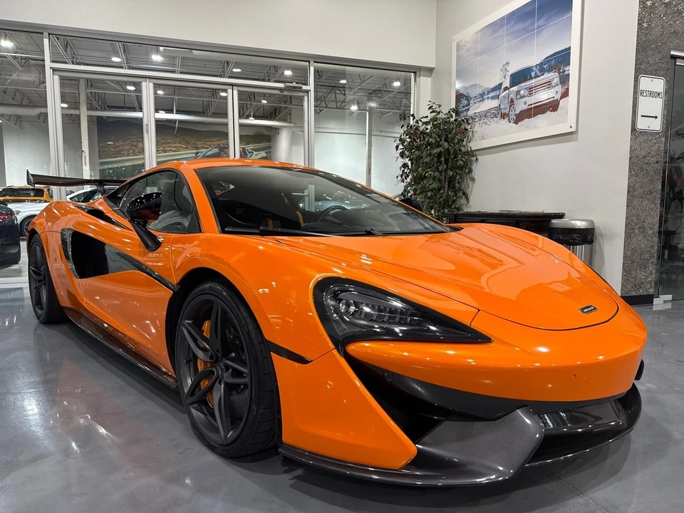 2017 McLaren 570S - Image 20 of 21