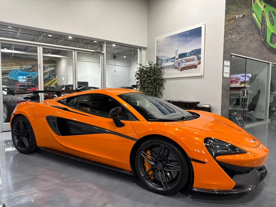 2017 McLaren 570S - Image 16 of 21