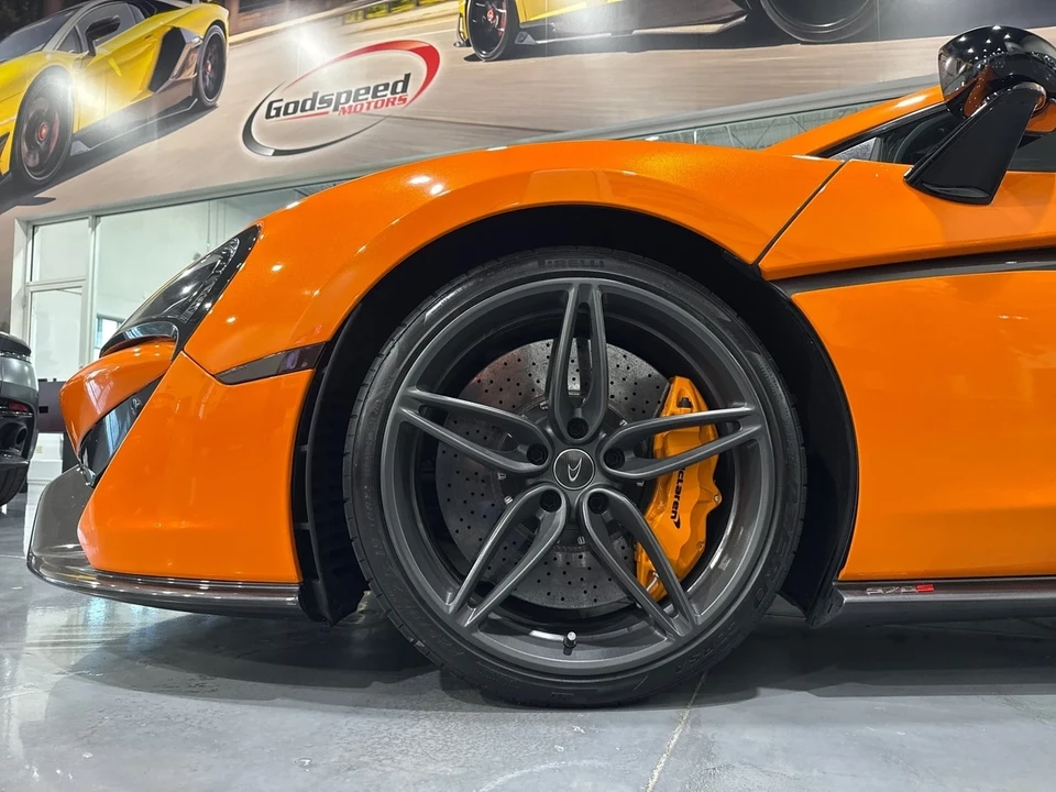 2017 McLaren 570S - Image 14 of 21