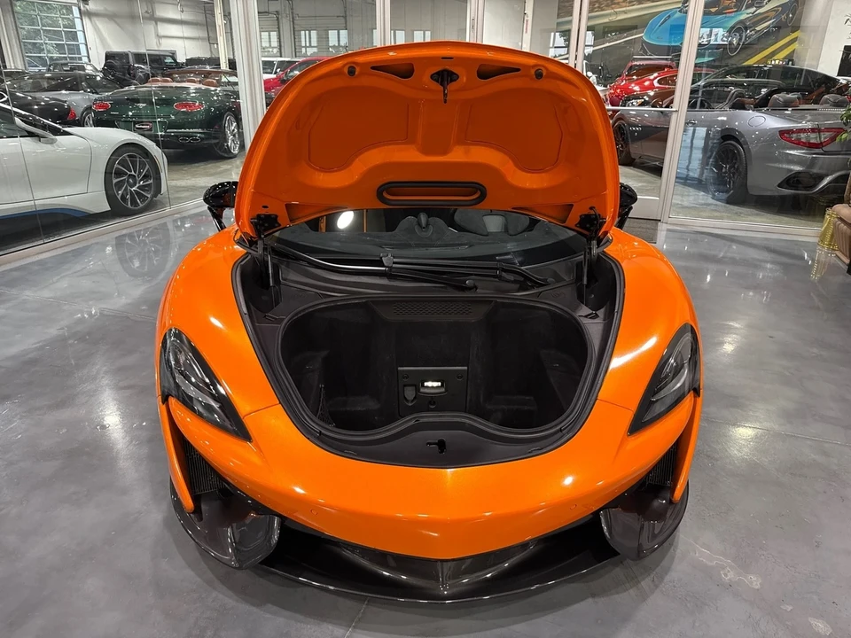 2017 McLaren 570S - Image 11 of 21