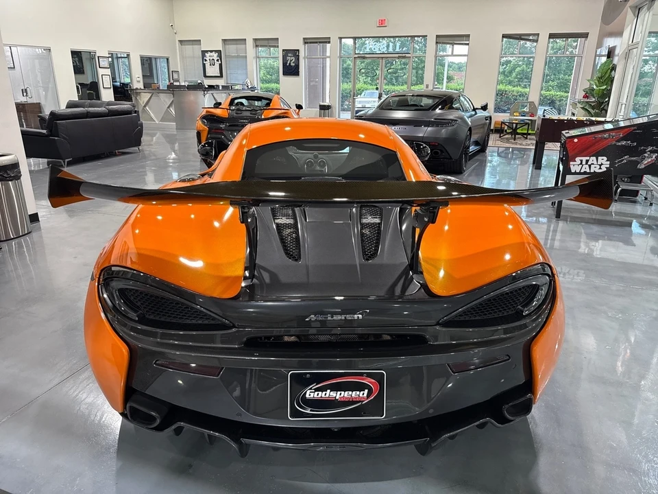 2017 McLaren 570S - Image 6 of 21