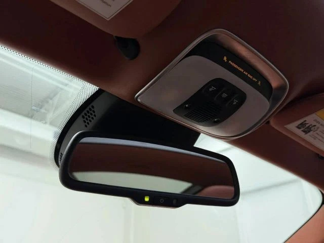 2017 McLaren 570S - Image 27 of 31
