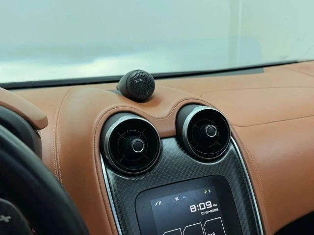 2017 McLaren 570S - Image 24 of 31
