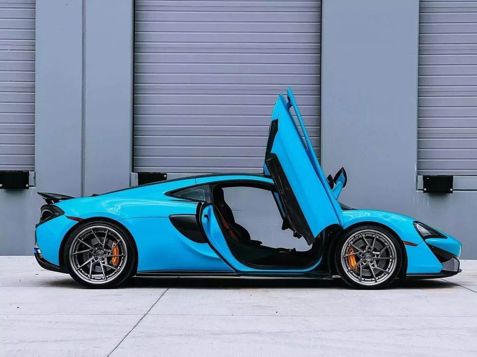 2017 McLaren 570GT - Image 10 of 10