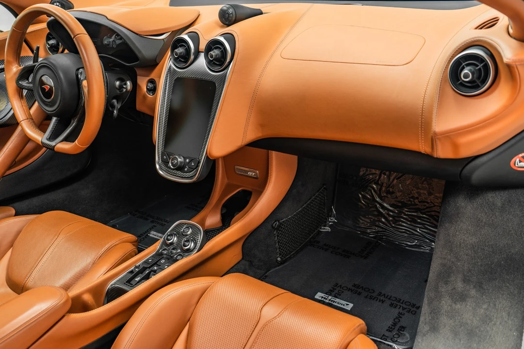 2017 McLaren 570GT - Image 14 of 21