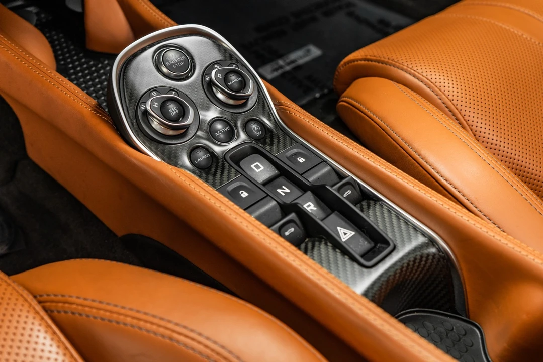 2017 McLaren 570GT - Image 16 of 21