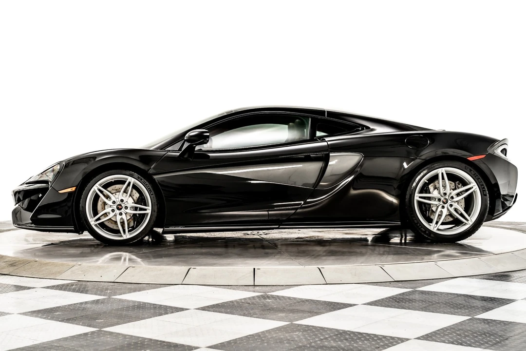 2017 McLaren 570GT - Image 6 of 21