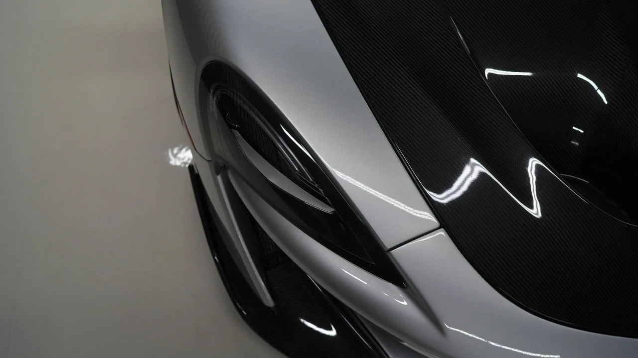 2017 McLaren 570S - Image 15 of 21