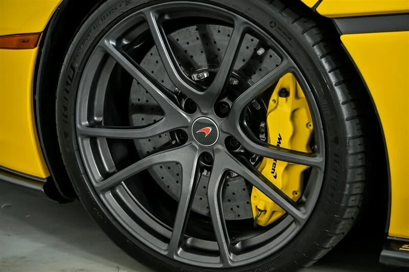 2017 McLaren 570 - Image 18 of 21