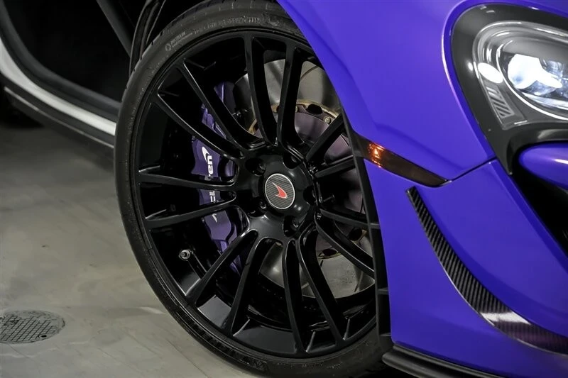 2017 McLaren 570 - Image 4 of 12
